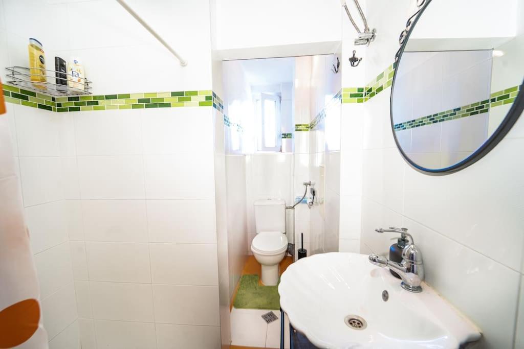 Central Apartment 2Bd Next To Vitosha Bul. Софія Екстер'єр фото